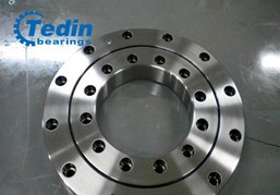 XU Series แบริ่งลูกกลิ้งแบบไขว้